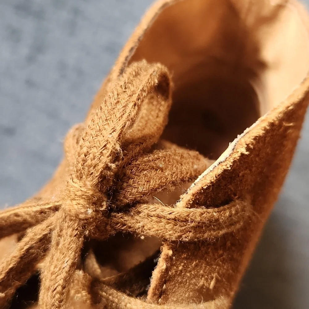 Ralph Lauren Tan Suede Kids Chukka Boots sz 10